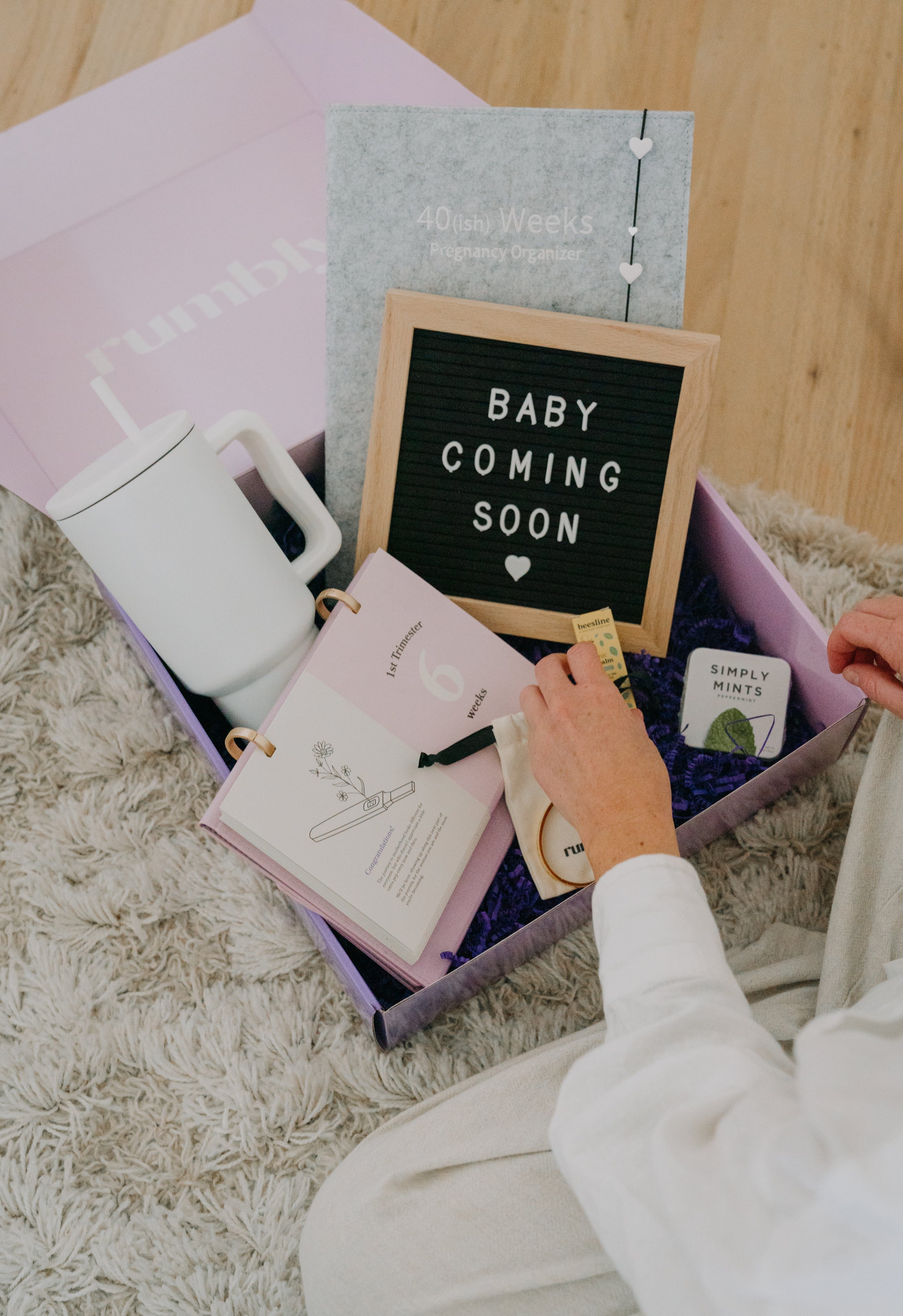 Maternity Gift Box for Expecting Moms – Thoughtful Pregnancy Self-Care & Essentials
